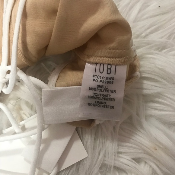 Tobi backless Top - Picture 4 of 4